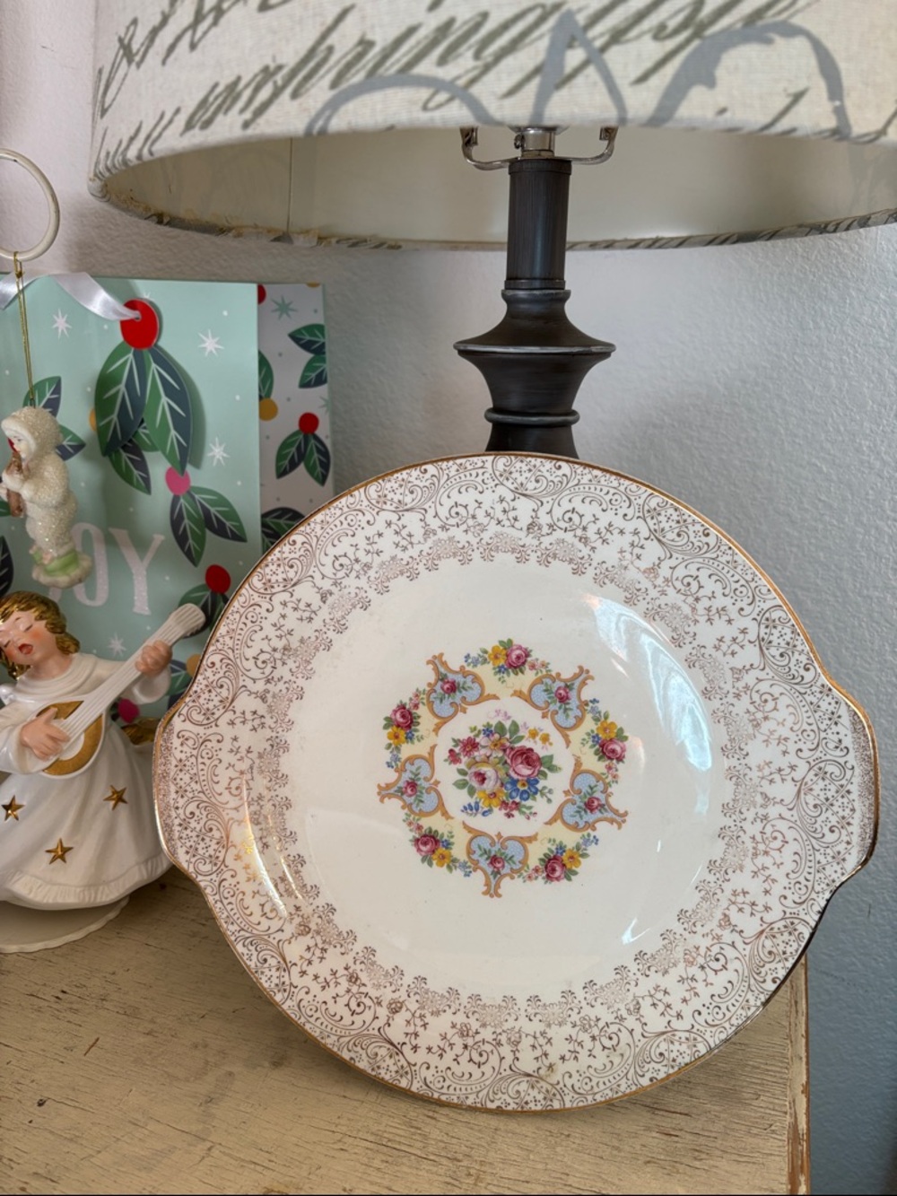 Gorgeous vanity fair vintage cake platter, signs of use, acceptable 🎂